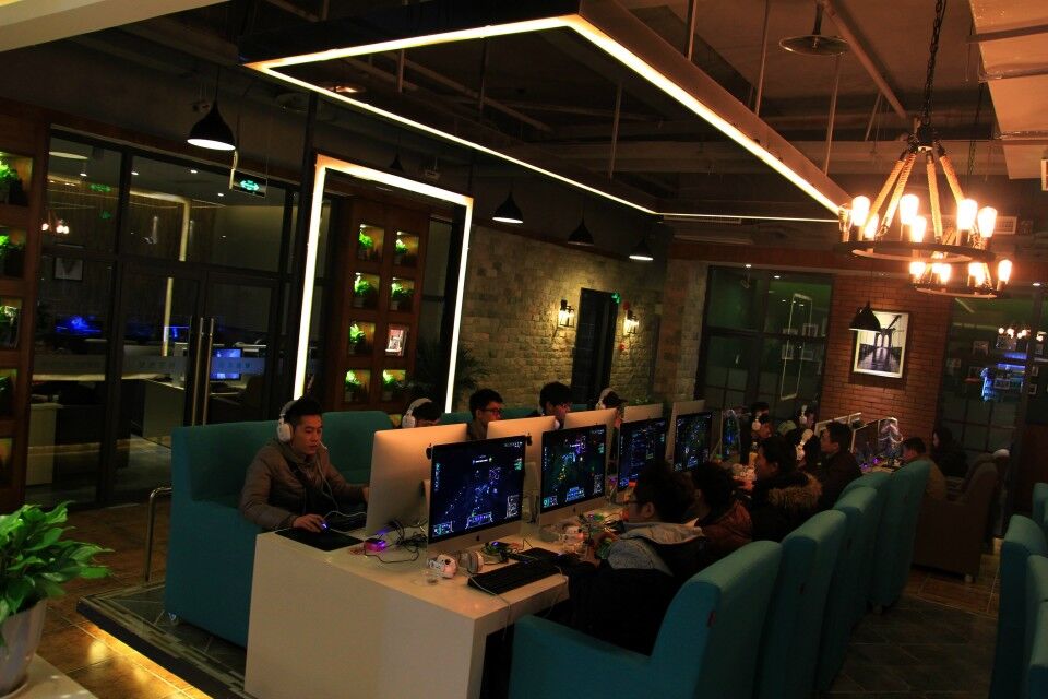 神龙浩宇店(2012年开业)
